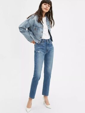 Levi's 501 Straight Fit Jeans, size 25/30